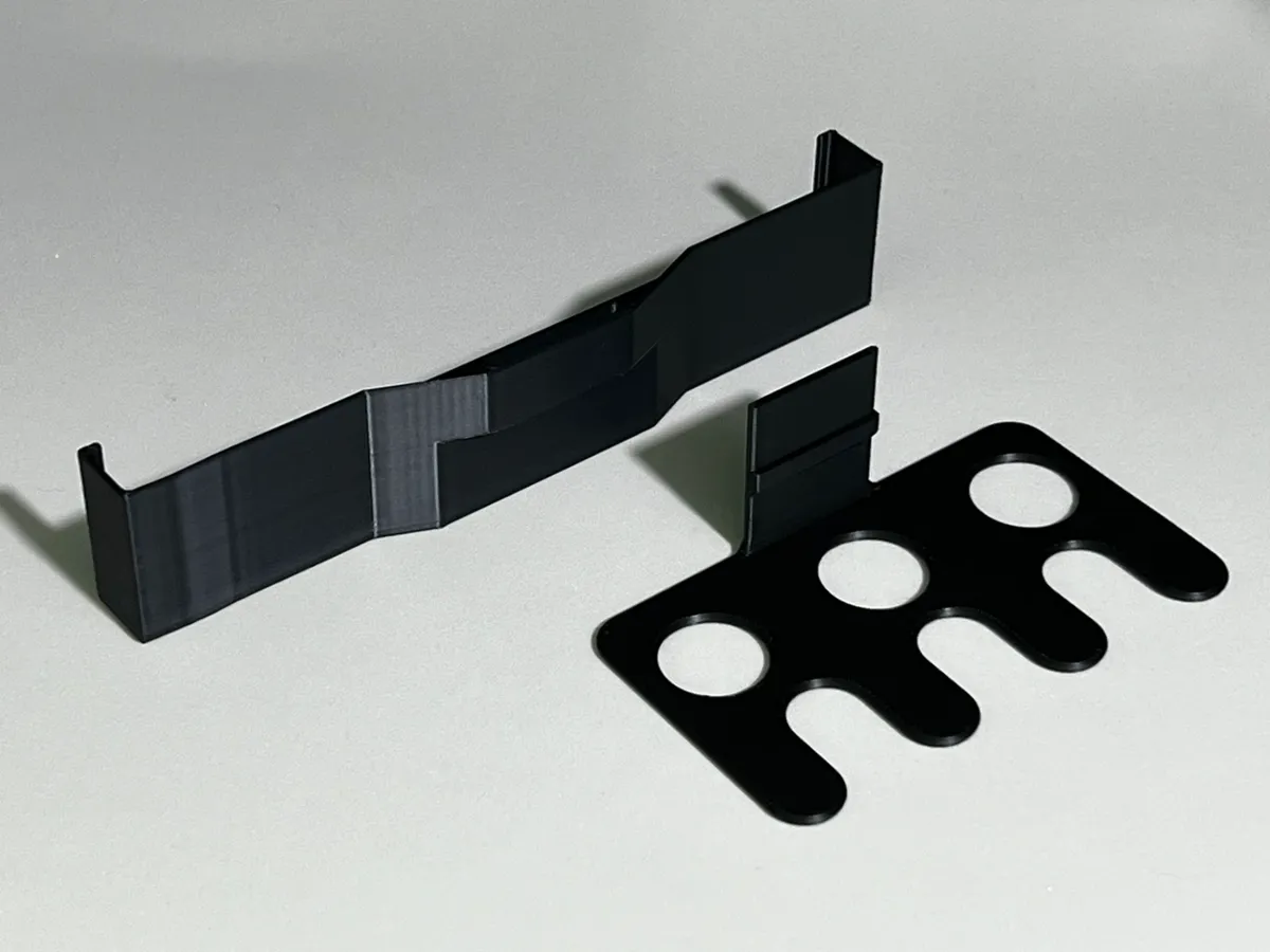 CD Slot Car Phone Holder, photo 3 of 4 - CD Slot Car Phone Holder Hobby & DIY