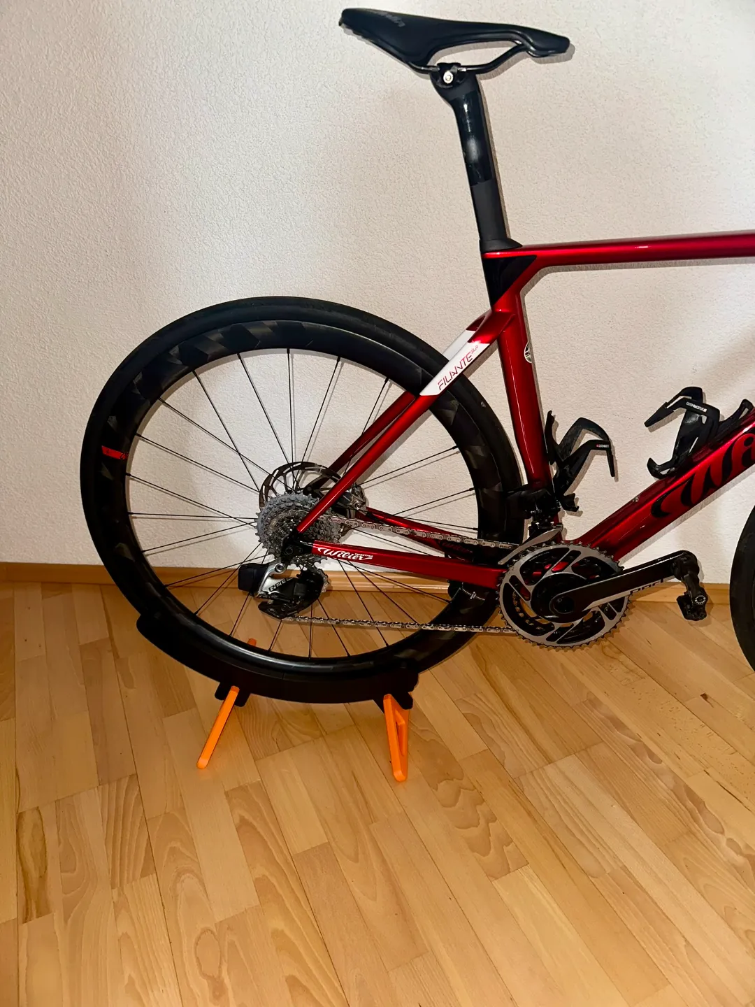 Roadbike Stand 28-32mm Tyre