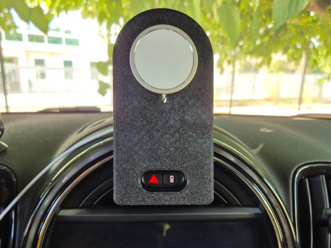 Magsafe Car Holder Mini Countryman - Gadgets, in stock in India