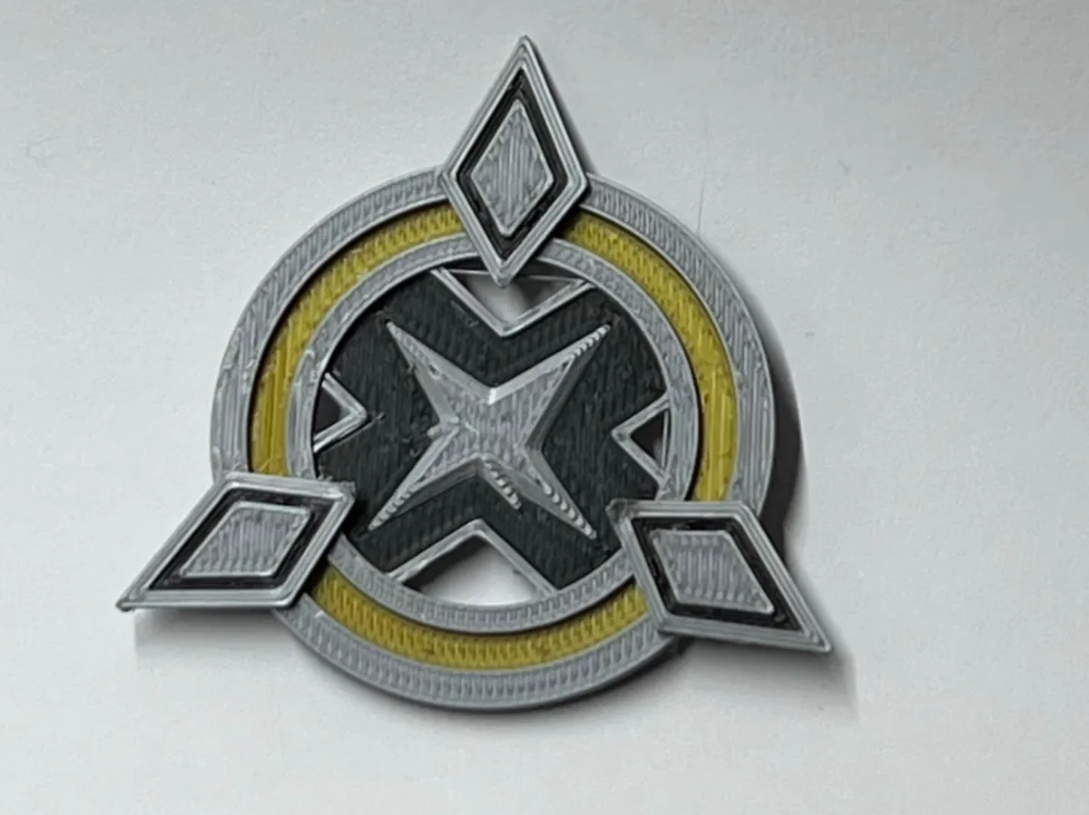 Fortnite Emma Frost’s Reveal Medallion - Signs & Logos, in stock in India