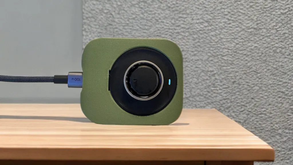 Amazfit Helio Ring Charger Holder, photo 2 of 4 - Amazfit Helio Ring Charger Holder Mobile & Device Accessories
