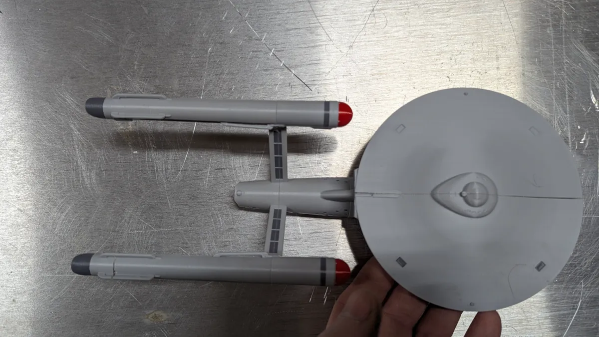 NCC-1701 Enterprise 1:1000 scale, photo 3 of 4 - NCC-1701 Enterprise 1:1000 scale Models, RC & Drones