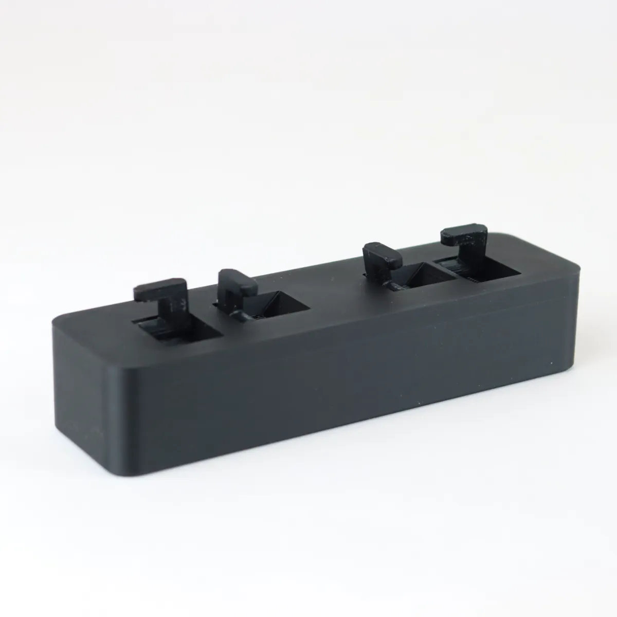 Skadis / Skådis wall charger holder, photo 4 of 4 - Skadis / Skådis wall charger holder Mobile & Device Accessories