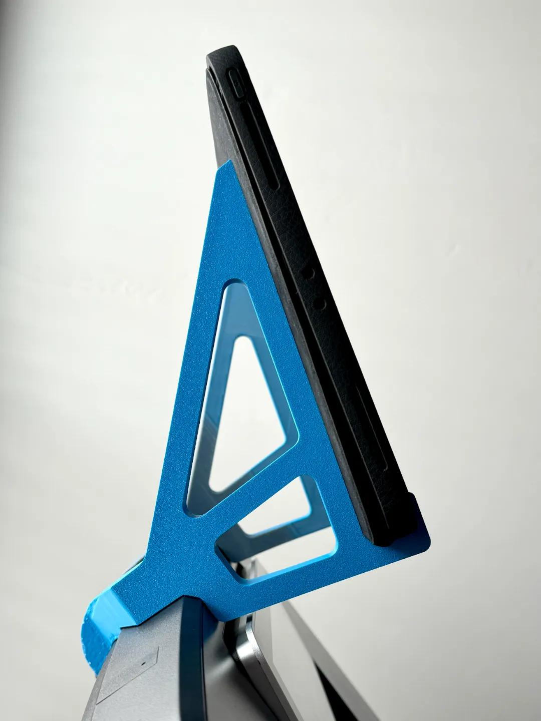 Tablet Holder for NordicTrack Commercial 1750, photo 4 of 4 - Tablet Holder for NordicTrack Commercial 1750 Mobile & Device Accessories