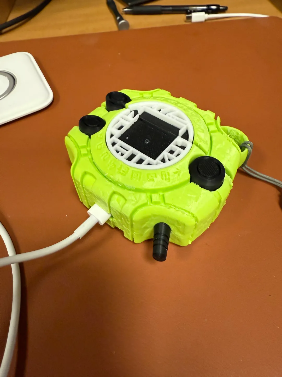 Digivice-Inspired AirPods Pro 2 Case, photo 2 of 4 - Digivice-Inspired AirPods Pro 2 Case Fashion