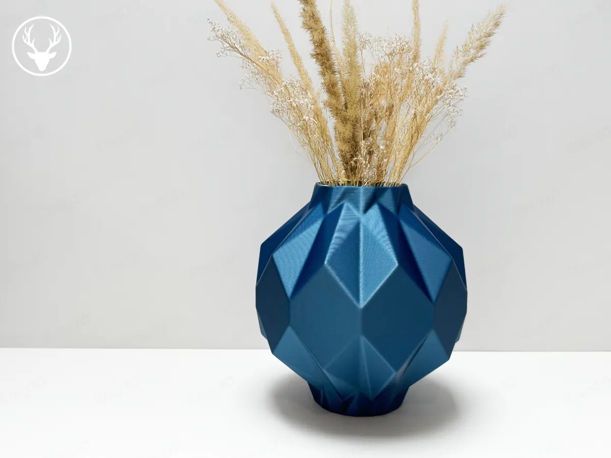 Low Poly Diamond Vase