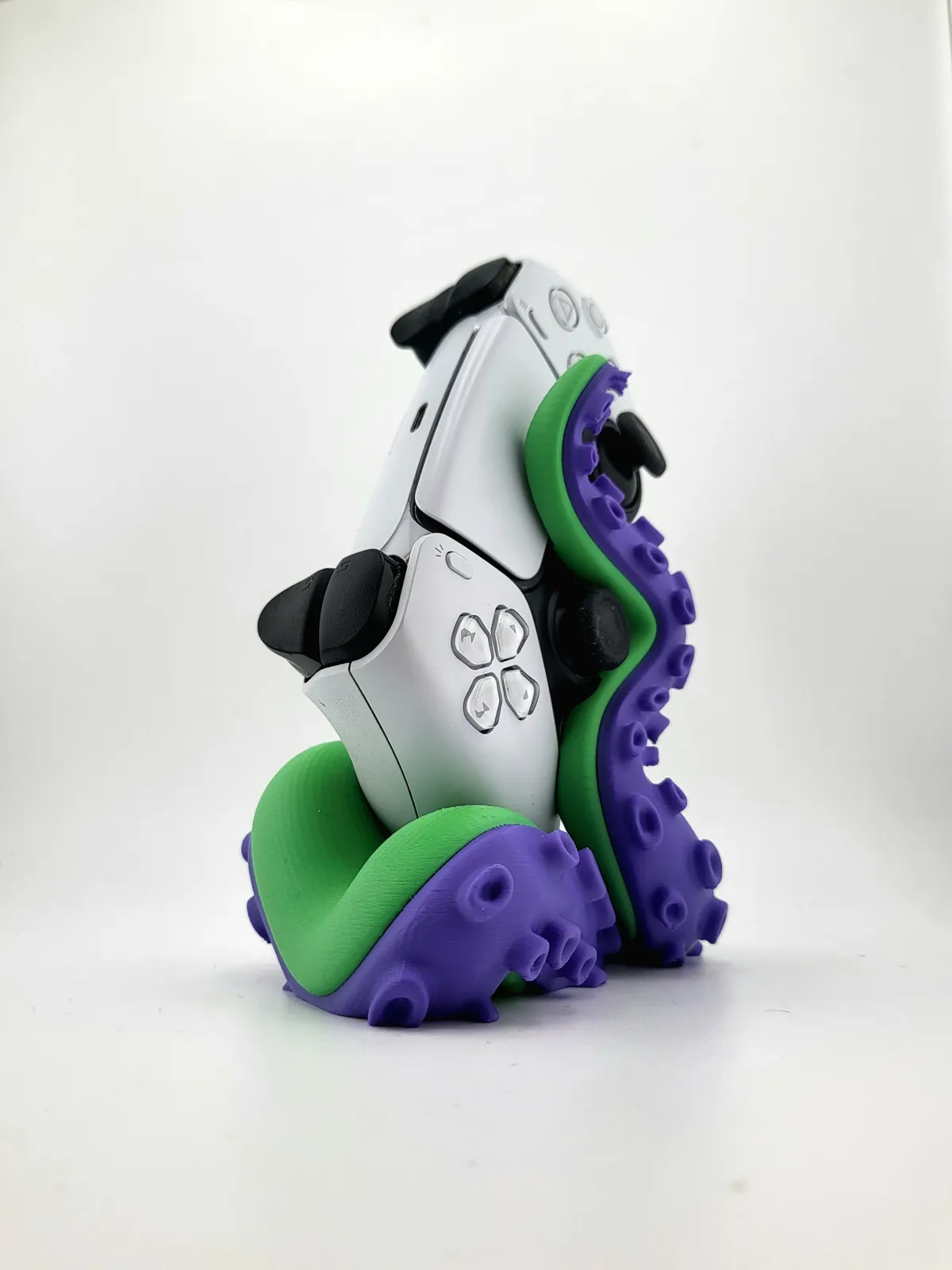 controller ps5 stand tentacle, photo 4 of 4 - controller ps5 stand tentacle Toys & Games