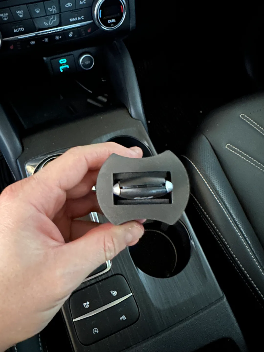 Cup Holder Insert for Ford Kuga 3, photo 2 of 4 - Cup Holder Insert for Ford Kuga 3 Tools