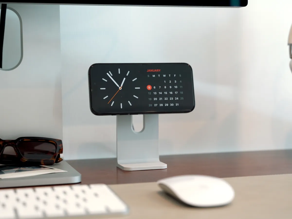 iPhone Studio Display Style Dock - Electronics, in stock in India