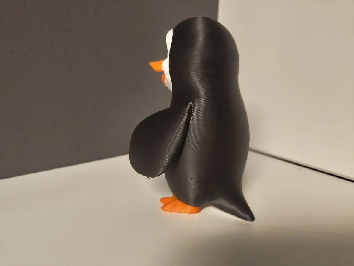 penguin family 3d, photo 4 of 4 - penguin family 3d Figurines & Collectibles