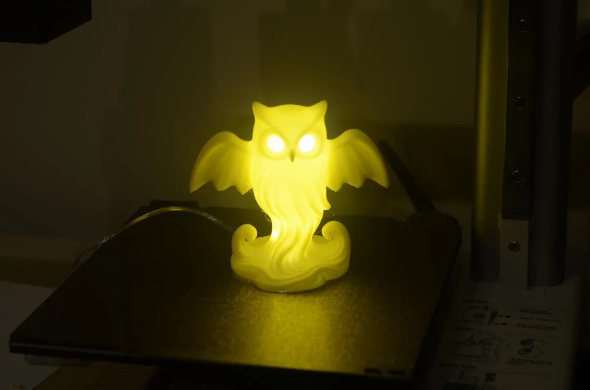 Cute Magic Owl Lamp, photo 4 of 4 - Cute Magic Owl Lamp Lamps & Lighting