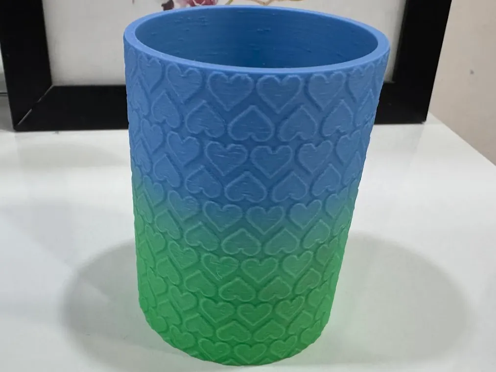 Heart Pattern Pen Holder