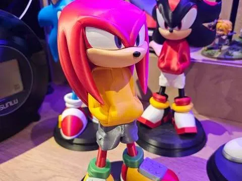 Knuckles urban vibes