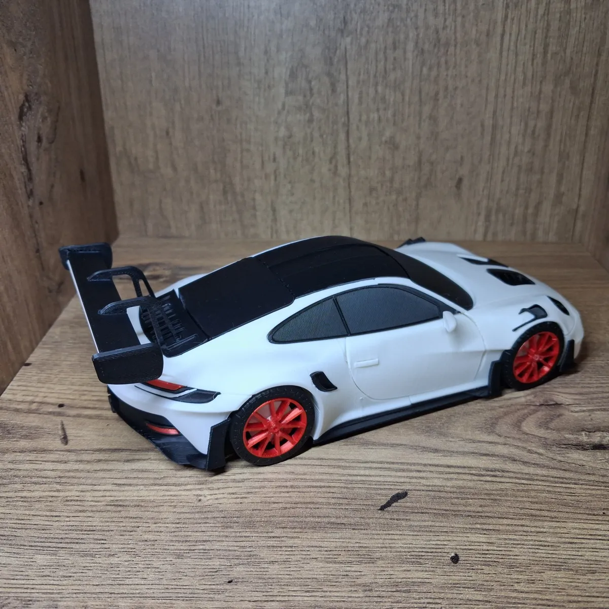 911 GT3 RS 1/24 SCALE MODEL, photo 3 of 4 - 911 GT3 RS 1/24 SCALE MODEL Models, RC & Drones