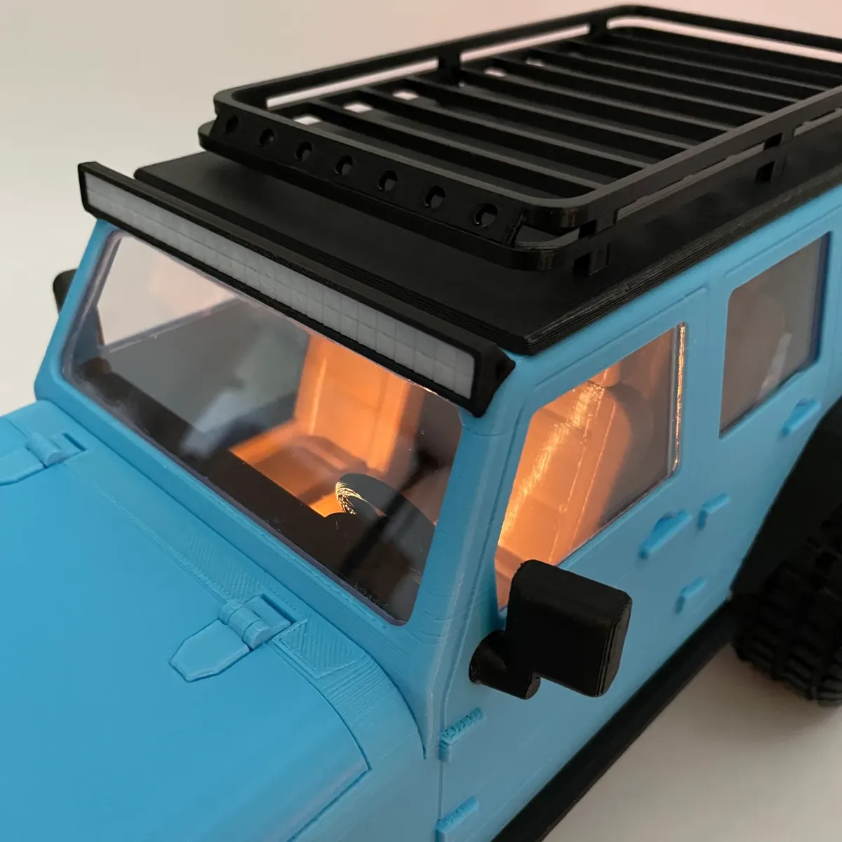 JEEP WRANGLER with LED lights - SCALE 1:12, photo 4 of 4 - JEEP WRANGLER with LED lights - SCALE 1:12 Lamps & Lighting