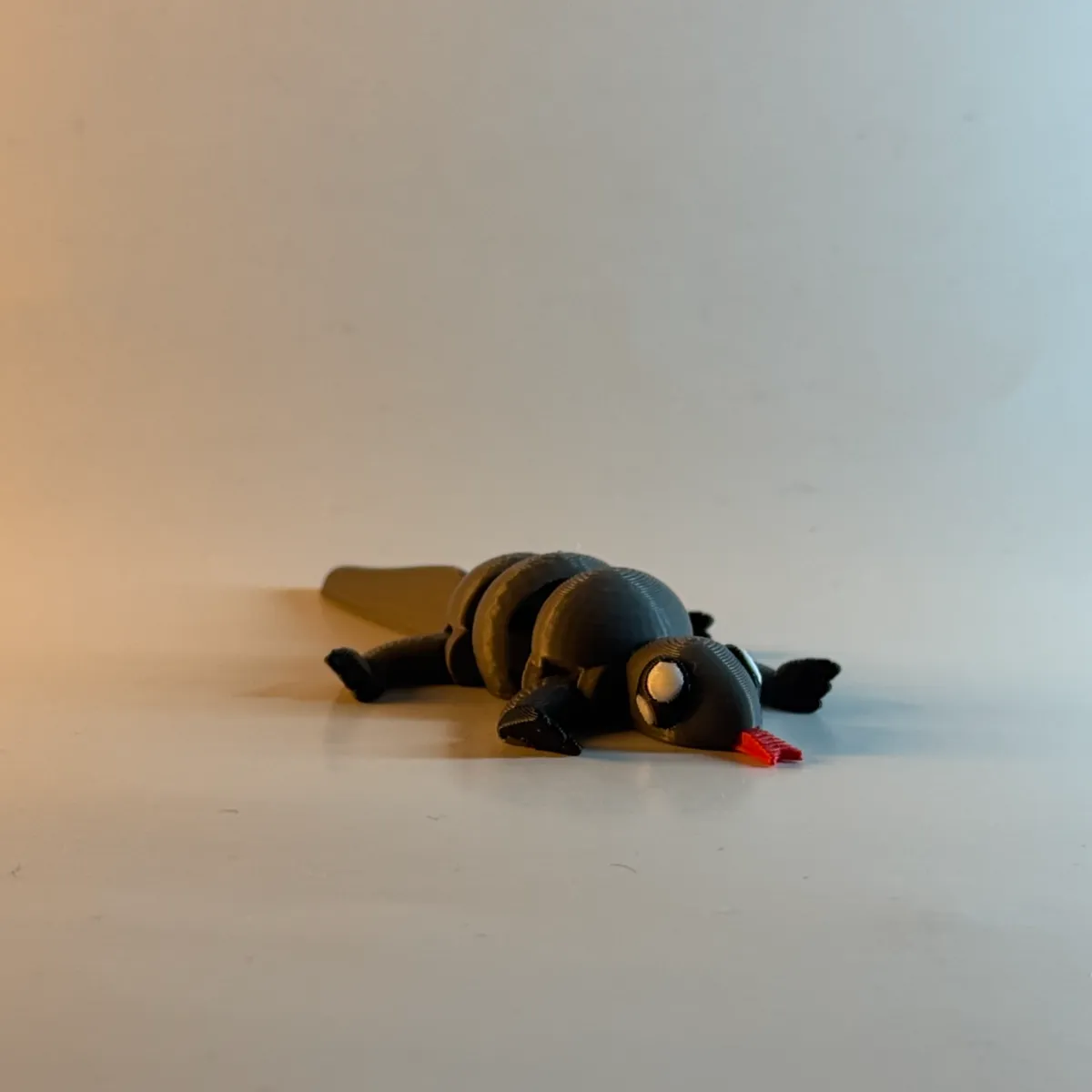 Articulated Cute Komodo Dragon, photo 3 of 4 - Articulated Cute Komodo Dragon Fidget & Sensory Toys