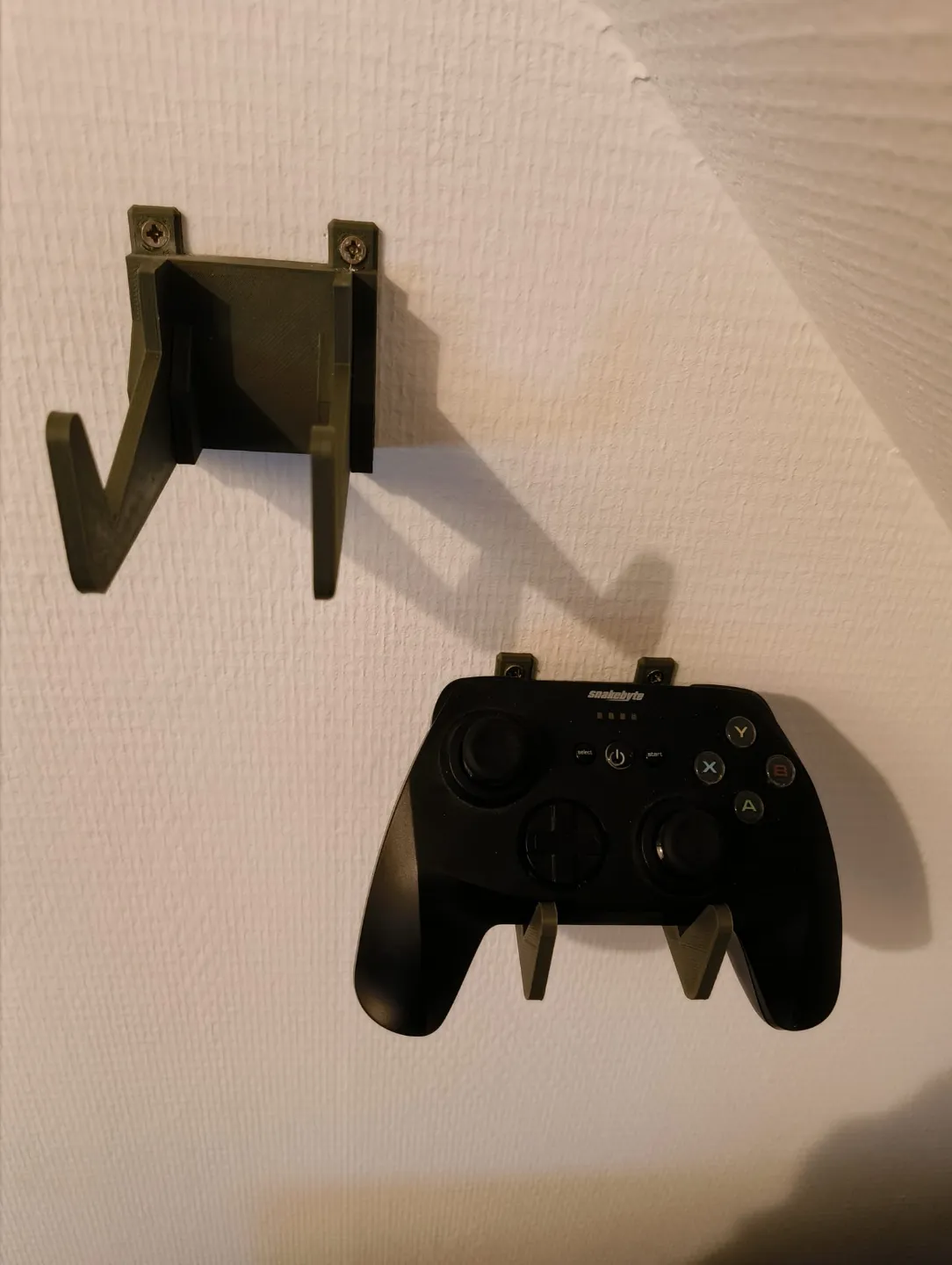 wall mounted controller stand, photo 2 of 4 - wall mounted controller stand Hobby & DIY