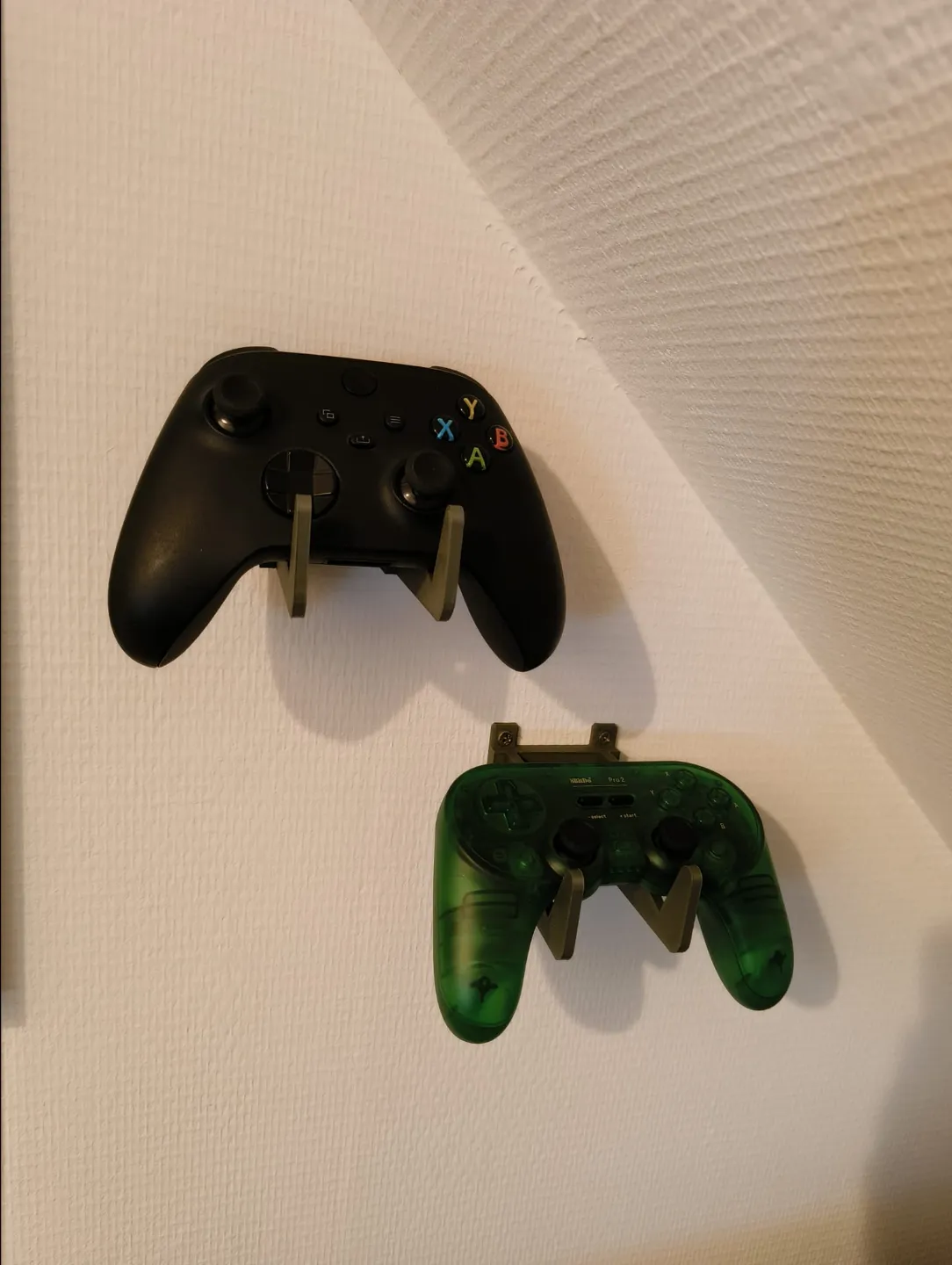 wall mounted controller stand, photo 4 of 4 - wall mounted controller stand Hobby & DIY