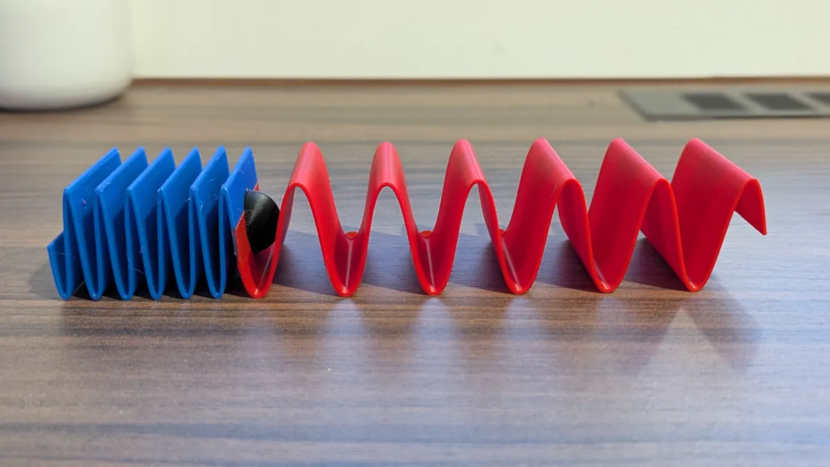 Red-Blue Shift Light Doppler Effect Desk Toy, photo 4 of 4 - Red-Blue Shift Light Doppler Effect Desk Toy Fidget & Sensory Toys