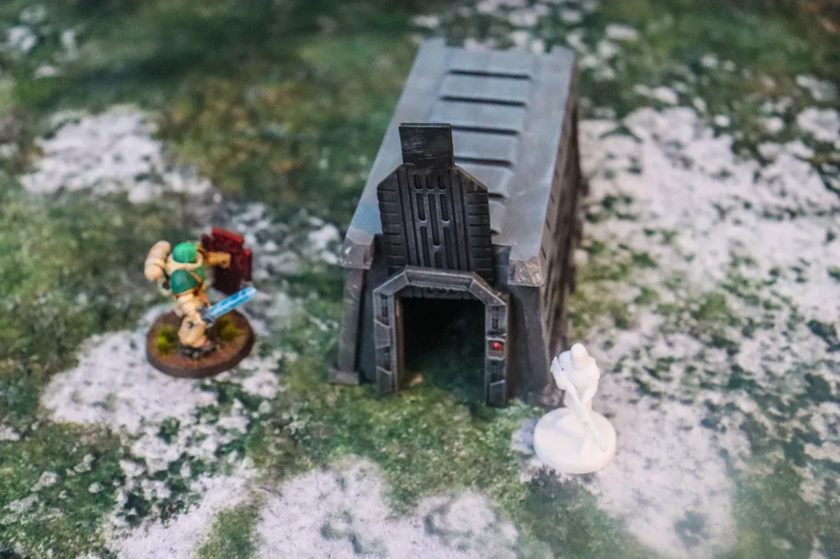 Wargaming Tabletop Terrain Bunker SciFi 40k Grim, photo 4 of 4 - Wargaming Tabletop Terrain Bunker SciFi 40k Grim Board Games & Tabletop