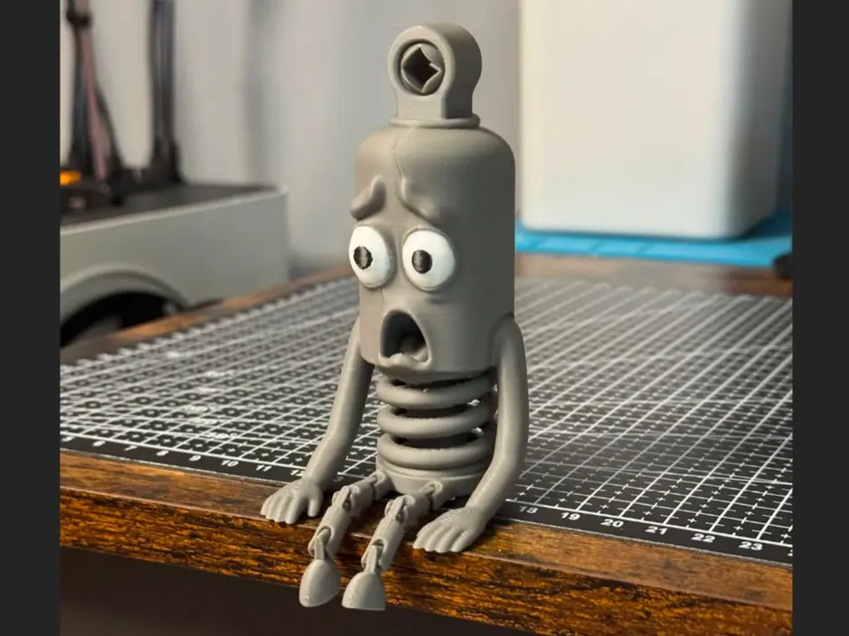 Completely Startled Shelf Sitter