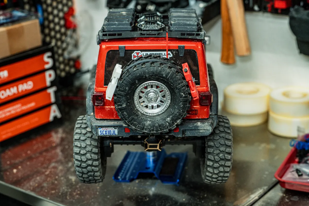 Axial SCX10.3 Jeep JLUR Rear Bumper, photo 2 of 4 - Axial SCX10.3 Jeep JLUR Rear Bumper Hobby & DIY