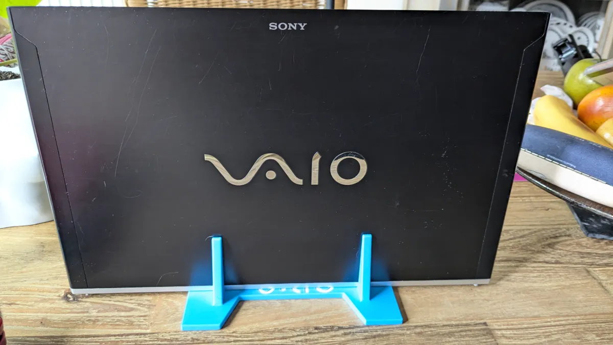 Sony Vaio Laptop Stand (Small model), photo 2 of 4 - Sony Vaio Laptop Stand (Small model) Mobile & Device Accessories