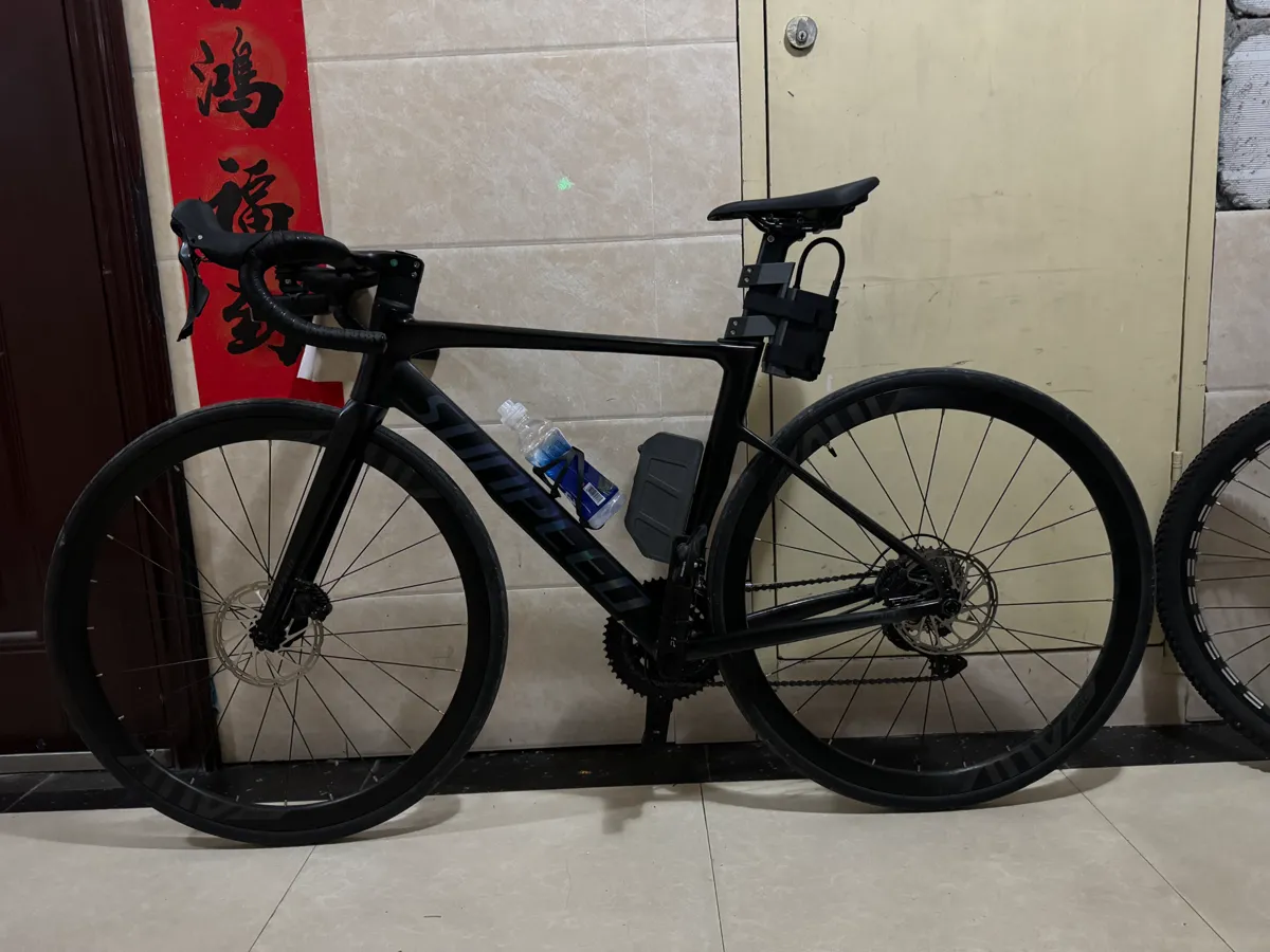 公路车用小米充气宝2挂载支架Xiaomi Inflatable 2 stand for bike, photo 3 of 4 - 公路车用小米充气宝2挂载支架Xiaomi Inflatable 2 stand for bike Cycling