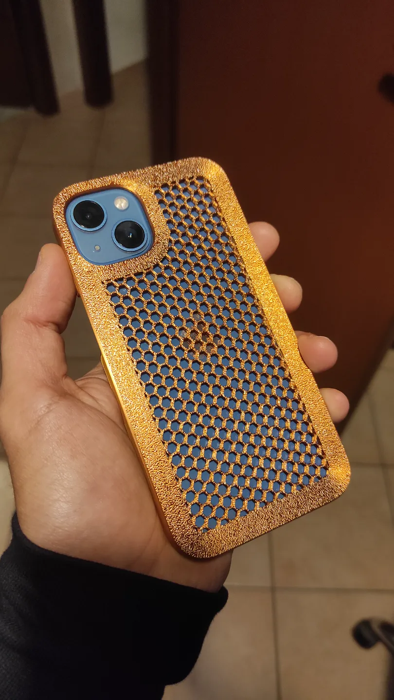 iPhone 13 Customizable Pattern Case, photo 3 of 4 - iPhone 13 Customizable Pattern Case Tools