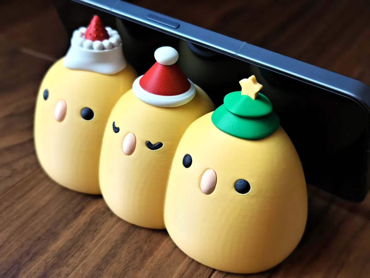 Adjustable chicks phone stand christmas ver. - Gadgets, in stock in India