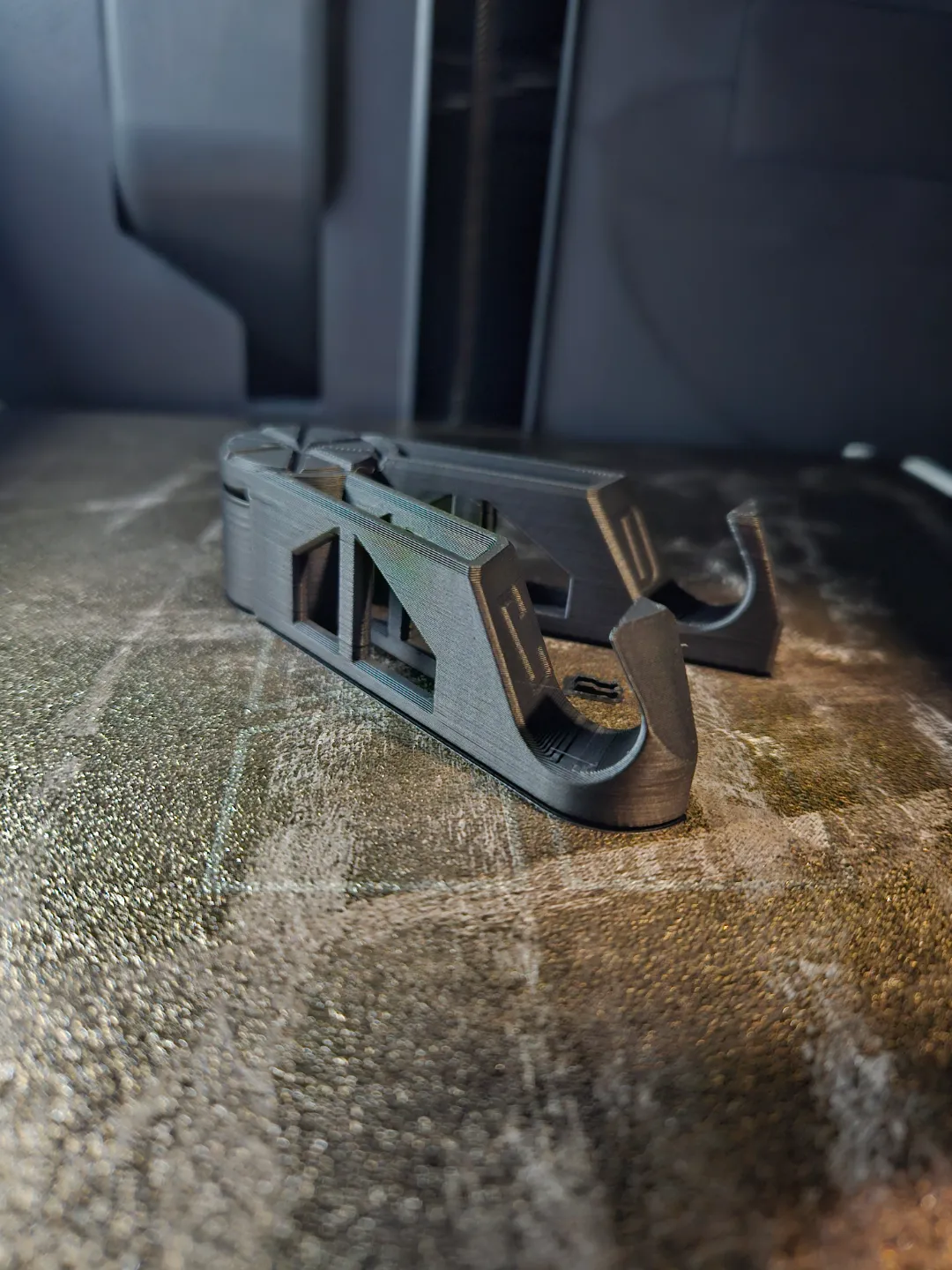 Ultimate Foldable Phone Stand With Magnetic Lock, photo 4 of 4 - Ultimate Foldable Phone Stand With Magnetic Lock Tools