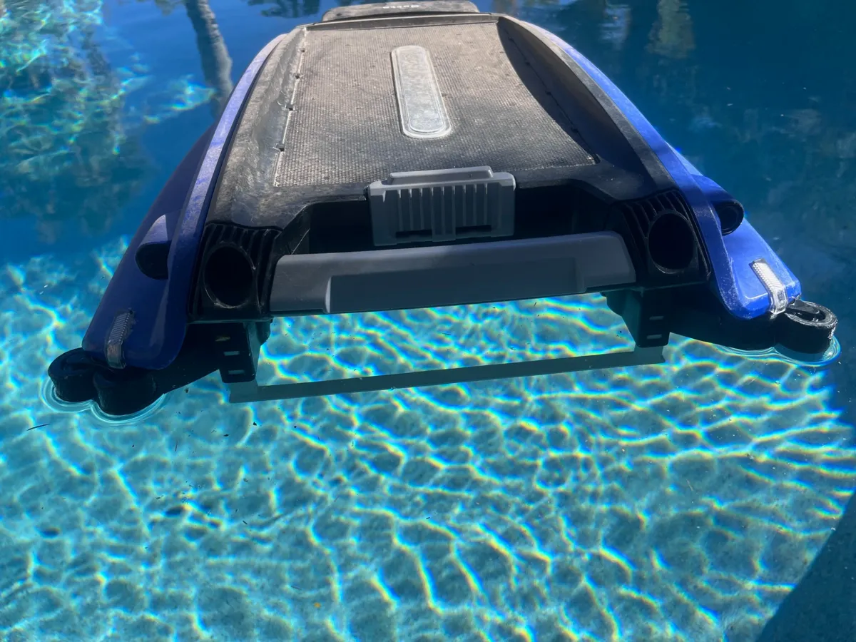Solar Pool Skimmer Bumper Pair, photo 2 of 3 - Solar Pool Skimmer Bumper Pair Hobby & DIY