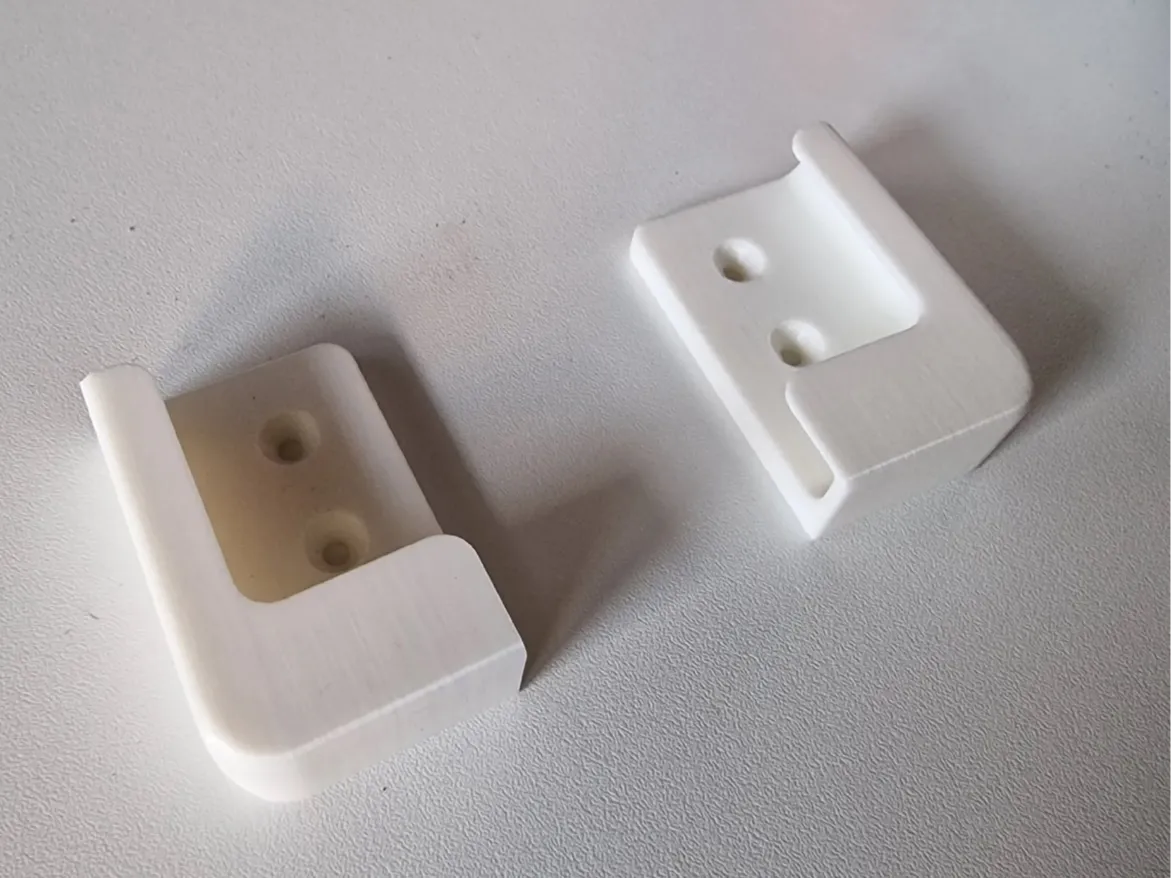 Universal Tablet Wall Mount