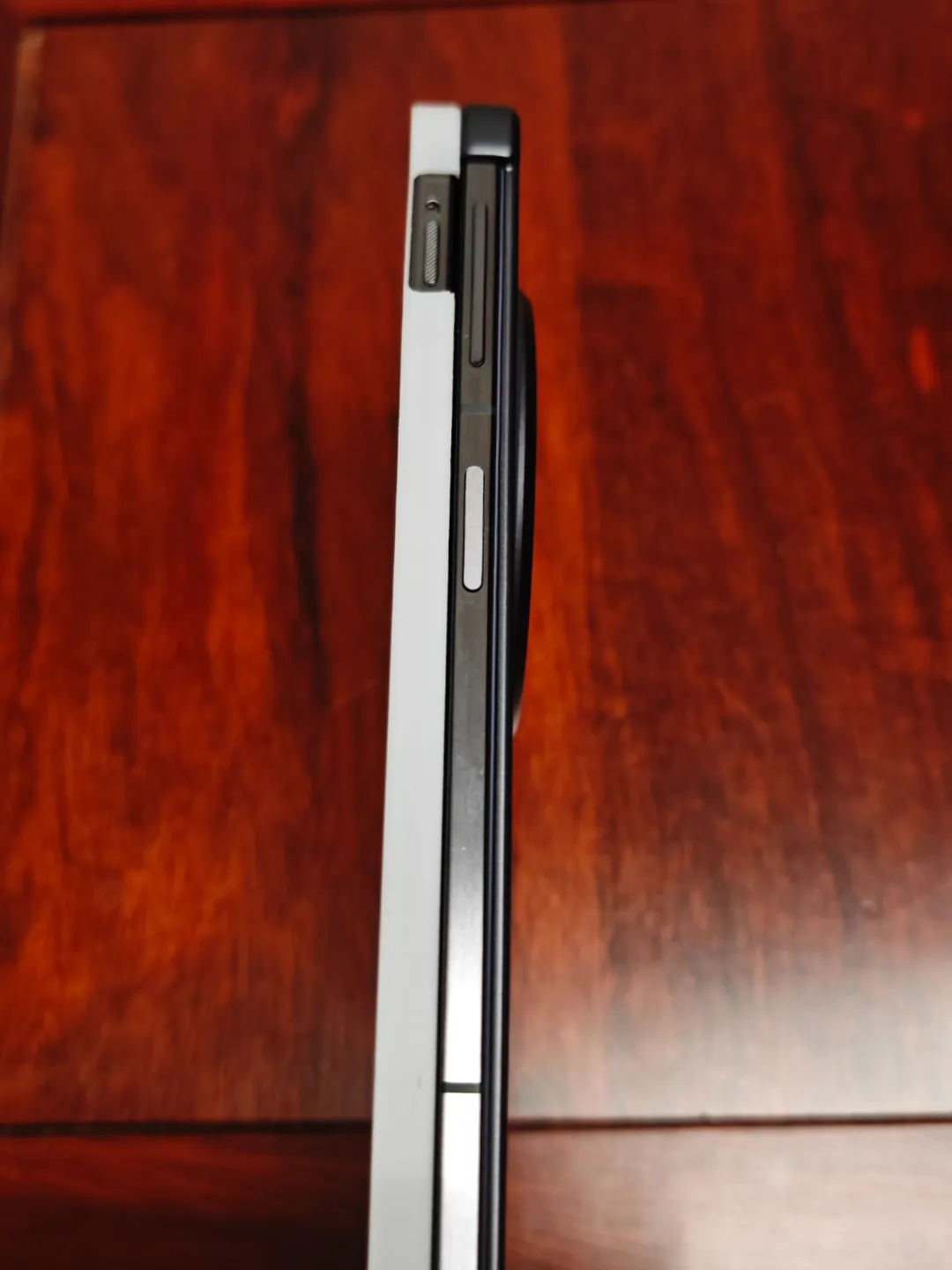 OPPO Find N5 Front Cover Case, photo 4 of 4 - OPPO Find N5 Front Cover Case Mobile & Device Accessories