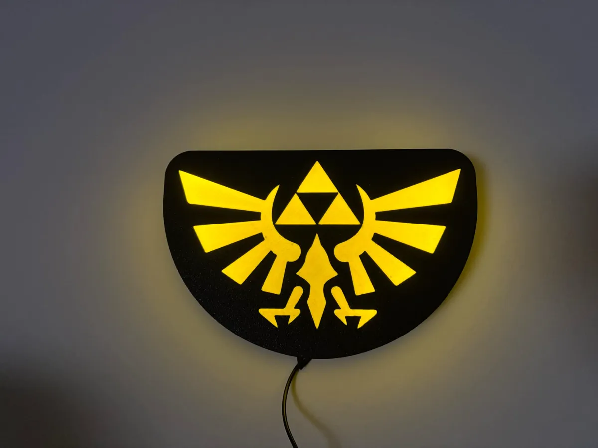 Zelda Triforce Crest Hyrule Logo Lightbox, photo 4 of 4 - Zelda Triforce Crest Hyrule Logo Lightbox Household