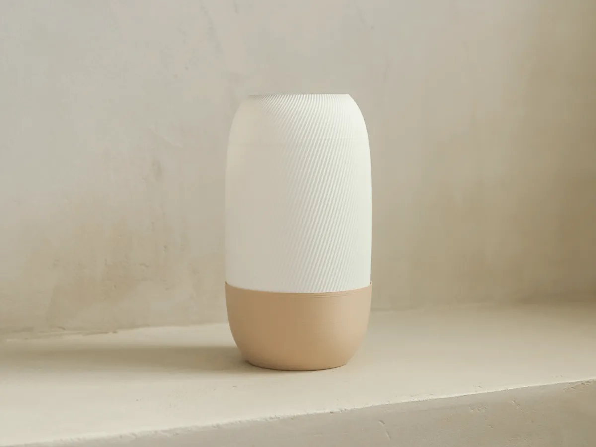 Table Lamp - with Rib Pattern, photo 4 of 4 - Table Lamp - with Rib Pattern Lamps & Lighting