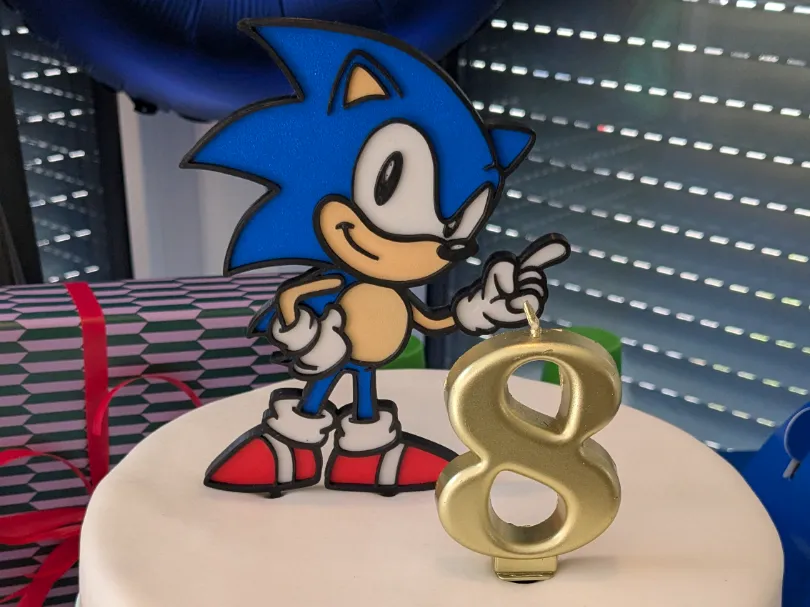 Sonic the Hedgehog Cake Topper -Multipart)
