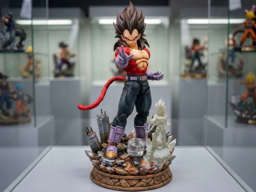 Vegeta Super Saiyajin 4