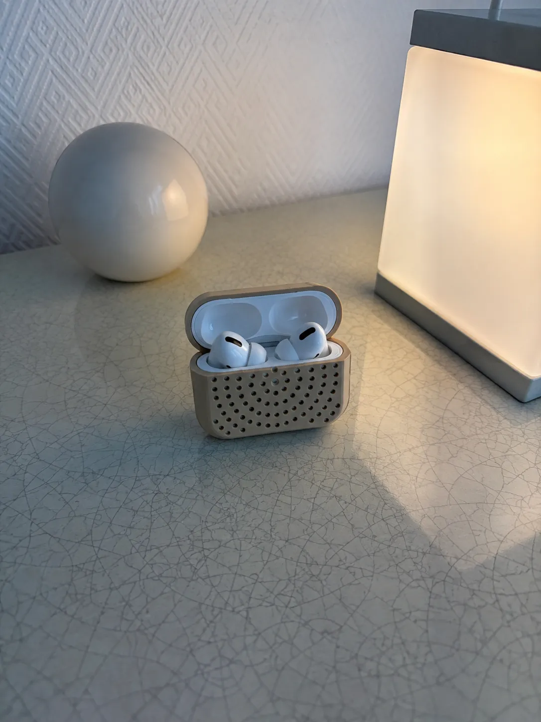 AirPods Pro 3 Case, photo 2 of 4 - AirPods Pro 3 Case Mobile & Device Accessories