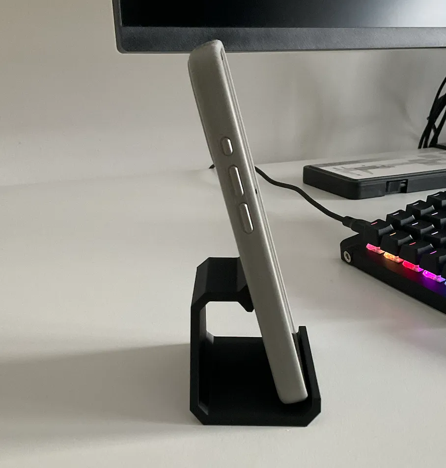 Minimal Vertical Phone Stand, photo 3 of 3 - Minimal Vertical Phone Stand Mobile & Device Accessories