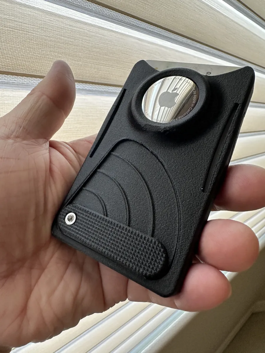 Cascade AirTag MagSafe Wallet - Fashion Accessories, in stock in India