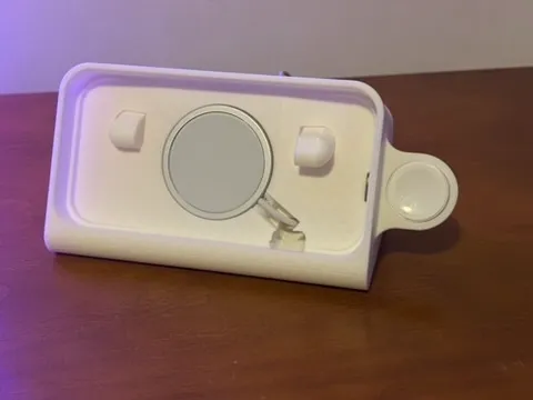 iPhone 15 Standby Dock with Apple Watch Charger, photo 2 of 3 - iPhone 15 Standby Dock with Apple Watch Charger Household