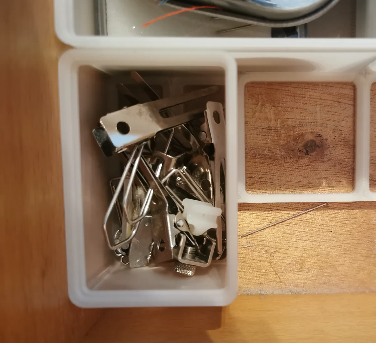 1.5 x 1 gridfinity bin 42mm high (no magnets), photo 2 of 2 - 1.5 x 1 gridfinity bin 42mm high (no magnets) Tools