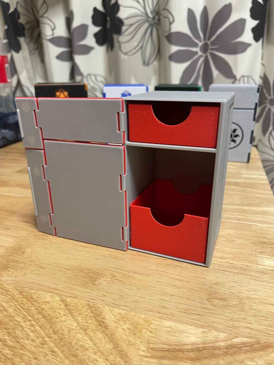 Trading Card Box for TCG (with Card & Dice Trays), photo 4 of 4 - Trading Card Box for TCG (with Card & Dice Trays) Board Games & Tabletop