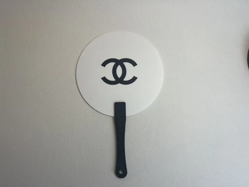 Chanel fan, photo 2 of 4 - Chanel fan Household