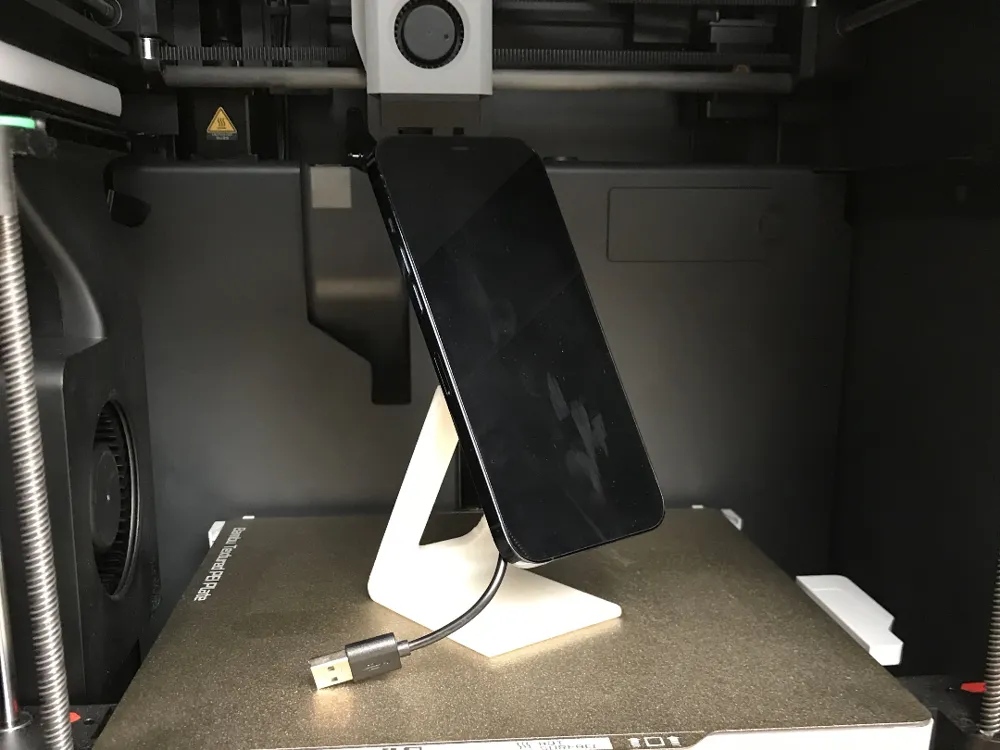 Charging MagSafe Stand - Electronics, in stock in India