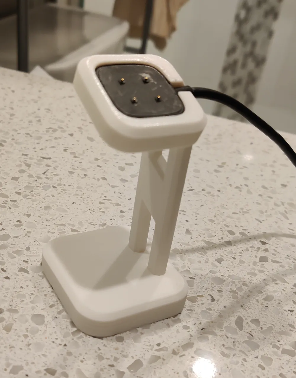 Charging Stand for Fitbit Versa 3, photo 2 of 4 - Charging Stand for Fitbit Versa 3 Tools