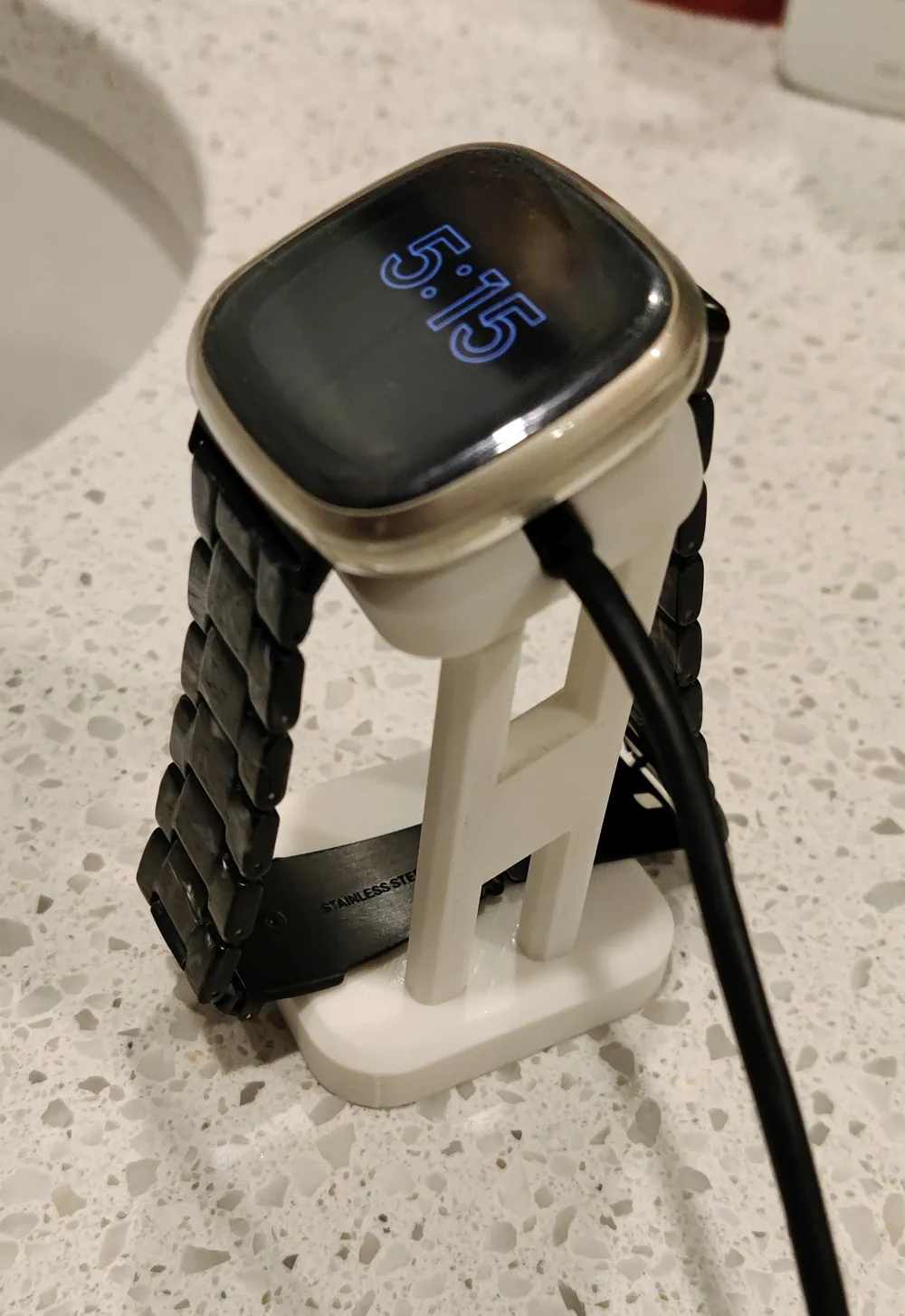 Charging Stand for Fitbit Versa 3 - Gadgets, in stock in India
