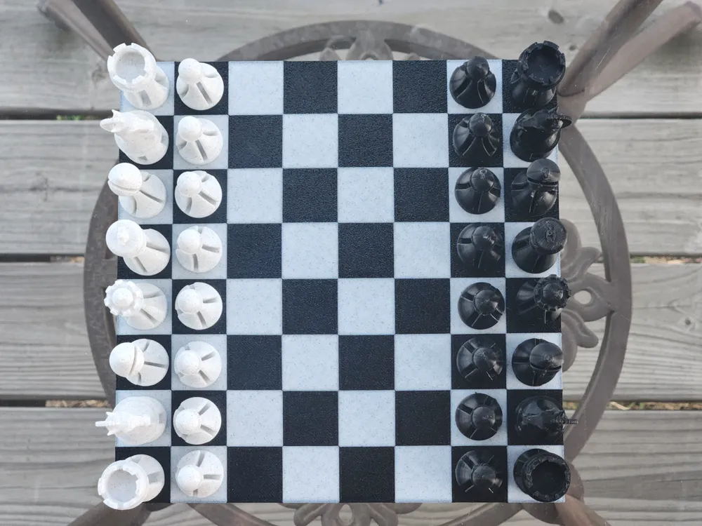 Chess on the Go! - Traveling Chess Set, photo 4 of 4 - Chess on the Go! - Traveling Chess Set Toys & Games
