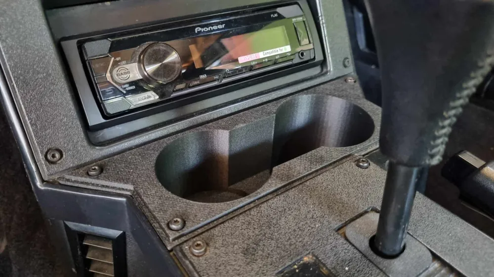 Chevrolet Camaro 1982 - 1992 3rd gen cup holder, photo 2 of 4 - Cup Holders & Inserts, irocz
